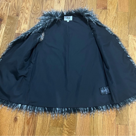 Jack by BB Dakota faux fur vest size M - Picture 4 of 14